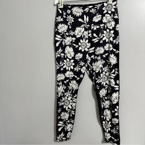 Everlast black and white floral leggings size XL